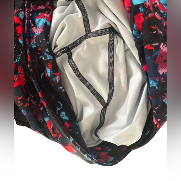 Z By Zella Women’s Floral Leggings - Medium - Picture 4 of 7